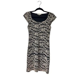 ALYTHEA Black and Gold Lace Fitted Dress Large Form Fitting Little Black Dress